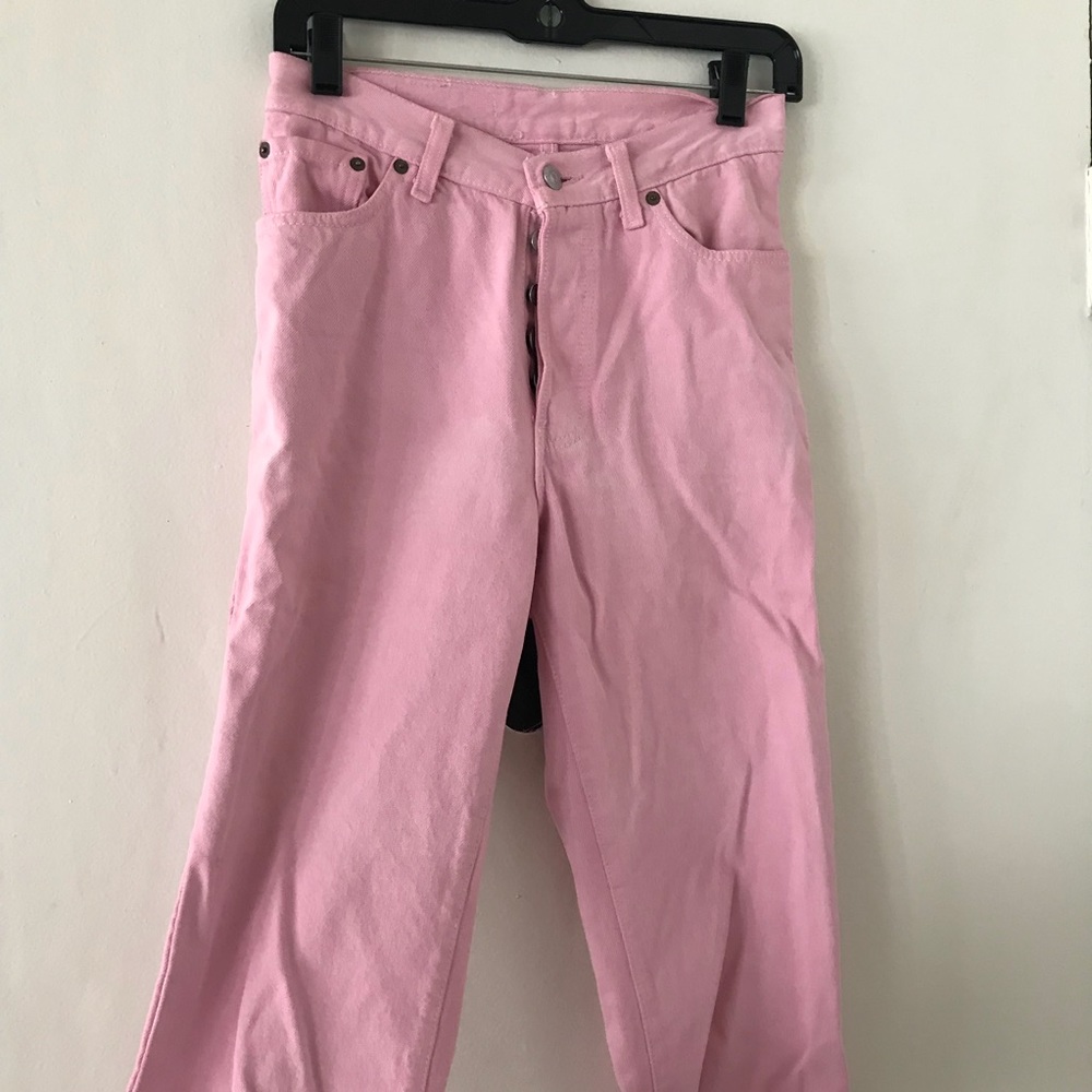 Pink Vintage LEVI’S 501 Jeans. Size 26